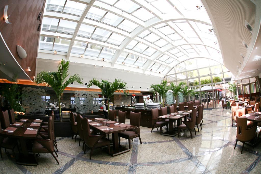 Okinawa Kariyushi Urban Resort Naha Exterior foto